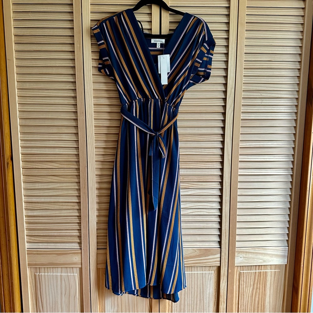 NWT Monteau Tie Waist Blue Stripped Midi Dress